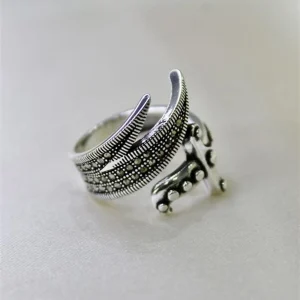 Moonhush Silver Spiral Ring